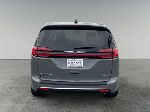 Chrysler Pacifica Plug-In Hybrid 2023 Touring L 4dr Mini-Van