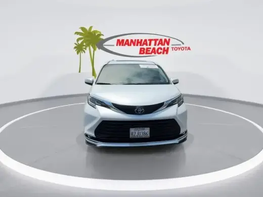 Toyota Sienna 2022 XLE 8-Passenger 4dr Mini-Van