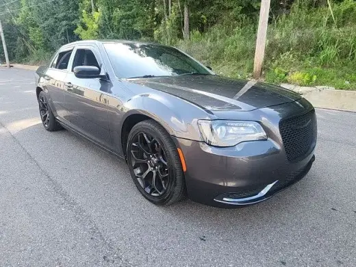 Chrysler 300 2019 Touring 4dr Sedan