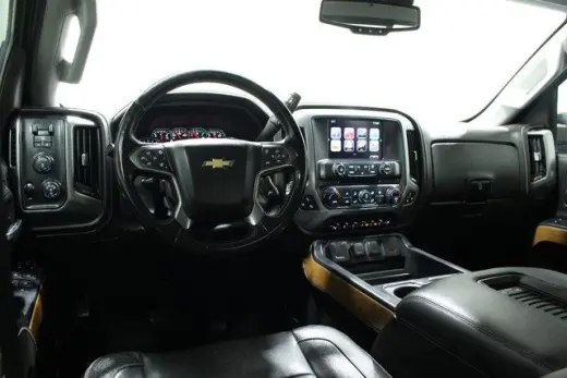 Chevrolet Silverado 2500HD 2018 4x4 LTZ 4dr Crew Cab SB