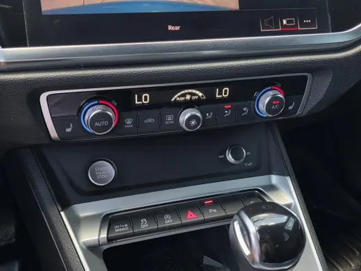 Audi Q3 2019 AWD quattro S line Premium Plus 45 TFSI 4dr SUV