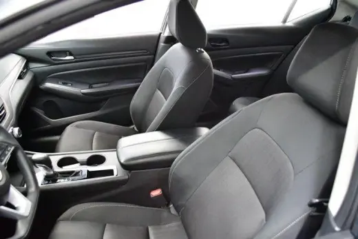 Nissan Altima 2025 2.5 SV 4dr Sedan