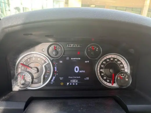Ram 1500 2014 4x2 Big Horn 4dr Crew Cab 5.5 ft. SB Pickup