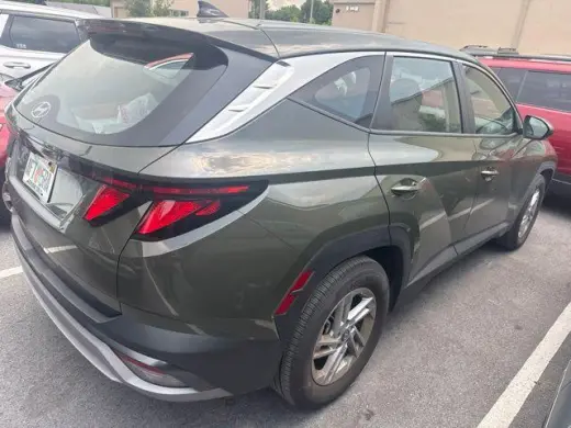 Hyundai TUCSON 2025 SE 4dr SUV