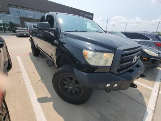 Toyota Tundra 2010 4x4 Grade 4dr Double Cab Pickup SB (5.7L V8 FFV)