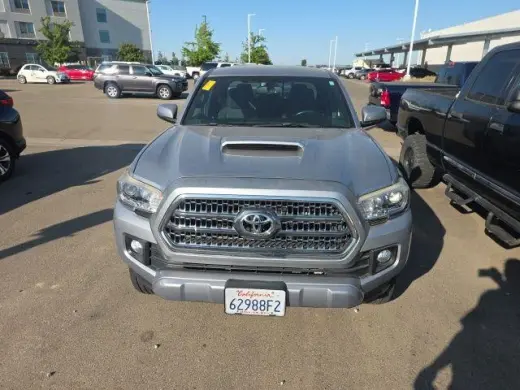 Toyota Tacoma 2017 4x4 TRD Pro 4dr Double Cab 5.0 ft SB 6A