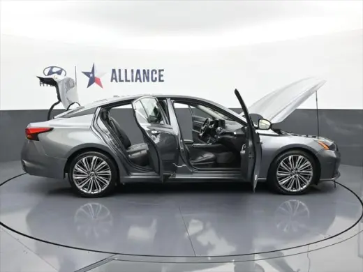 Nissan Altima 2023 2.5 SL 4dr Sedan