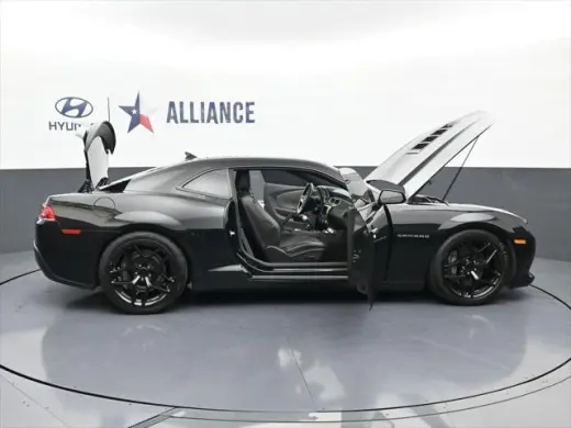 Chevrolet Camaro 2015 SS 2dr Coupe w/2SS
