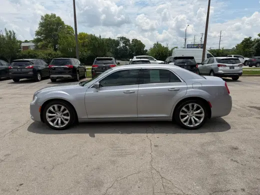 2017 Chrysler 300