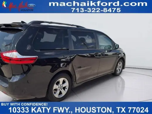 Toyota Sienna 2018 LE 7-Passenger Auto Access Seat 4dr Mini-Van