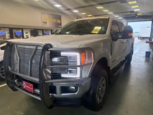 Ford F-350 Super Duty 2019 4x4 Platinum 4dr Crew Cab 8 ft. LB SRW Pickup