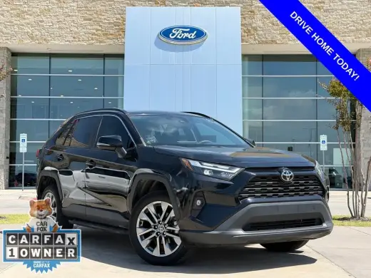 Toyota RAV4 2023 XLE Premium 4dr SUV
