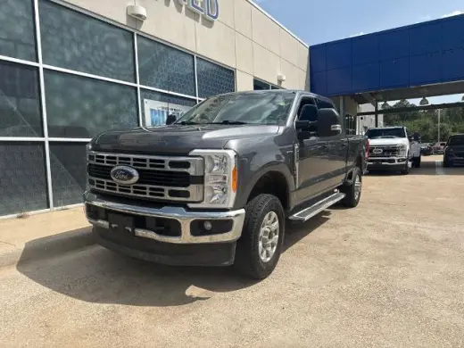 Ford F-250 Super Duty 2023 4x4 King Ranch 4dr Crew Cab 6.8 ft. SB Pickup