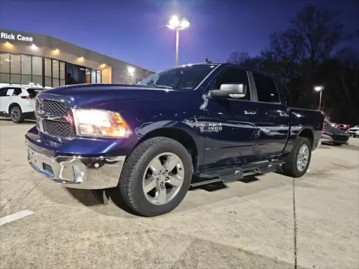Ram 1500 2017 4x4 Big Horn 4dr Crew Cab 5.5 ft. SB Pickup