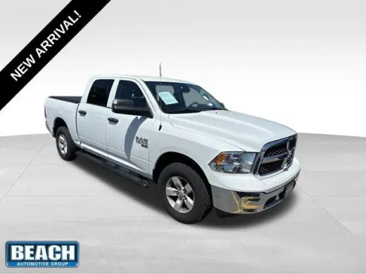 Ram 1500 Classic 2023 4x4 SLT 4dr Crew Cab 5.5 ft. SB Pickup