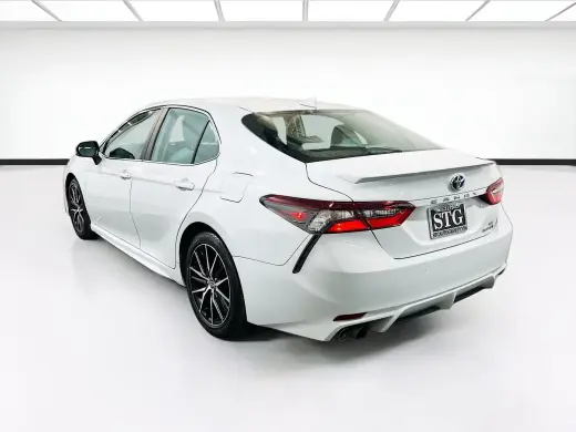 Toyota Camry Hybrid 2024 SE 4dr Sedan