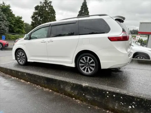 Toyota Sienna 2019 AWD XLE 7-Passenger 4dr Mini-Van