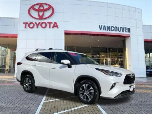 Toyota Highlander 2022 AWD XLE 4dr SUV