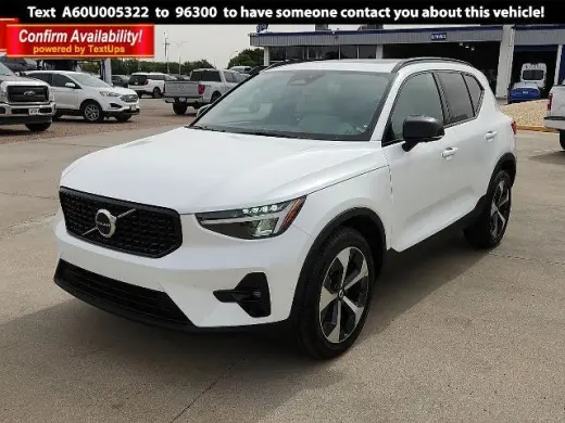 Volvo XC40 2023 B4 Ultimate Dark Theme 4dr SUV