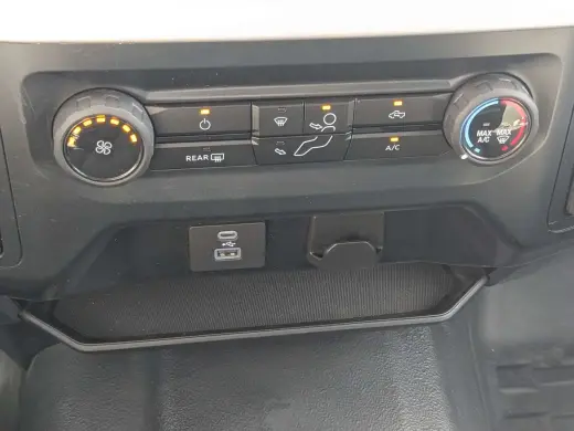 Ford F-150 2023 4x4 XL 4dr SuperCrew 6.5 ft. SB