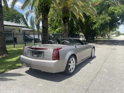 2005 CADILLAC XLR
