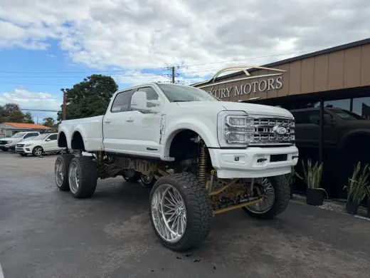 2025 FORD F550 SUPER DUTY CREW CAB & CHASSIS