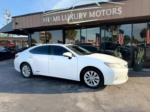 2013 LEXUS ES