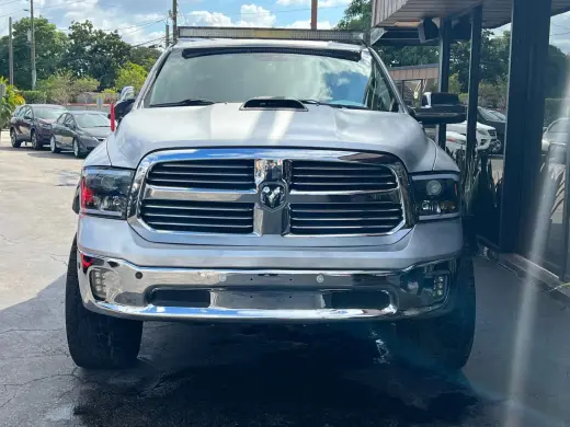 2016 RAM 1500 CREW CAB