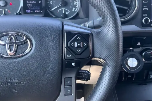 Toyota Tacoma 2023 4x2 TRD Off-Road 4dr Double Cab 5.0 ft SB