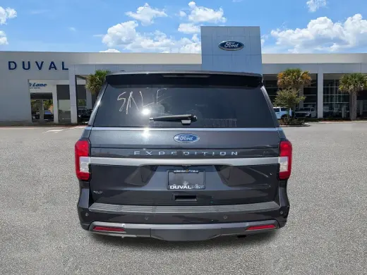 Ford Expedition 2024 4x4 XLT 4dr SUV