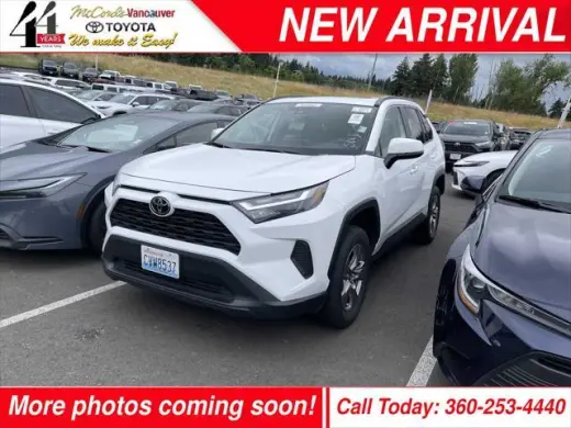 Toyota RAV4 2024 AWD XLE 4dr SUV