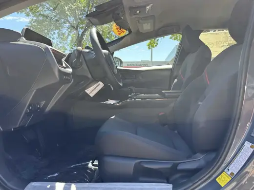 Toyota Prius Plug-in Hybrid 2025 SE 4dr Hatchback