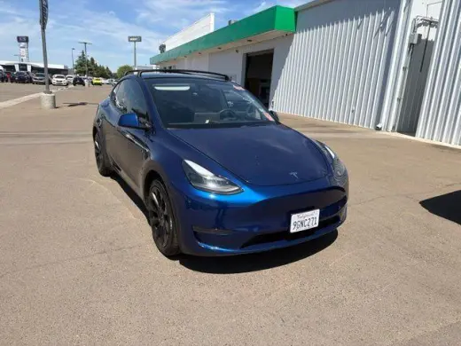 Tesla Model Y 2023 AWD 4dr Crossover