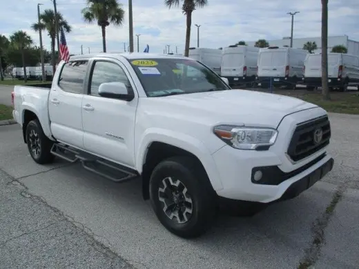 Toyota Tacoma 2023 4x4 SR V6 4dr Double Cab 5.0 ft SB