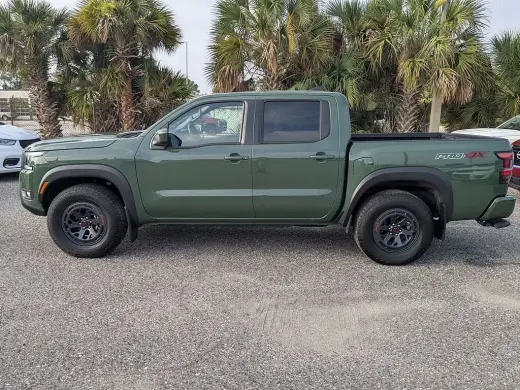 Nissan Frontier 2025 4x4 PRO-4X 4dr Crew Cab 5 ft. SB
