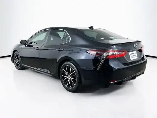 Toyota Camry 2021 SE 4dr Sedan
