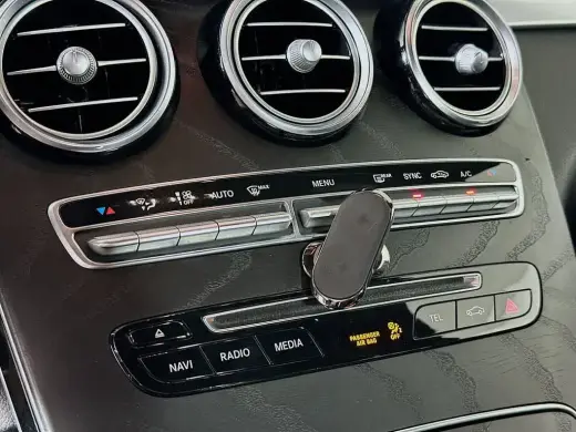 Mercedes-Benz GLC 2018 GLC 300 4dr SUV