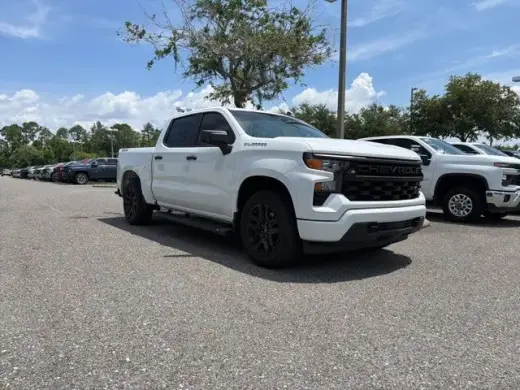 Chevrolet Silverado 1500 2022 4x4 Custom 4dr Crew Cab 5.8 ft. SB