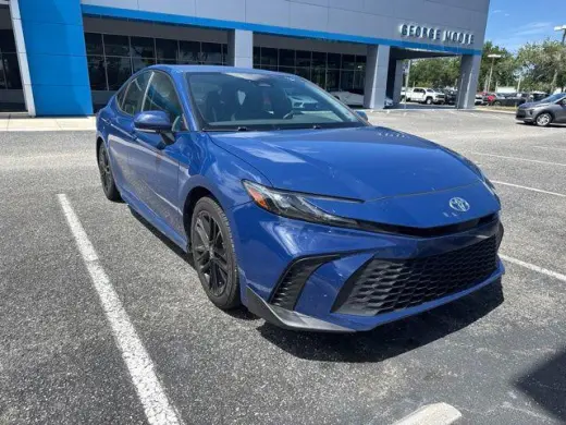 Toyota Camry 2025 SE 4dr Sedan
