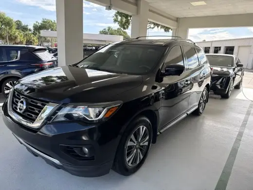 Nissan Pathfinder 2017 S 4dr SUV