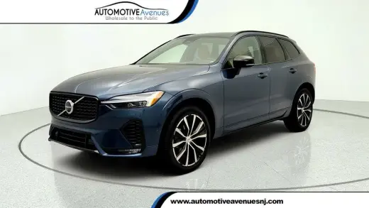 Volvo XC60 2025 AWD B5 Ultra Dark Theme 4dr SUV