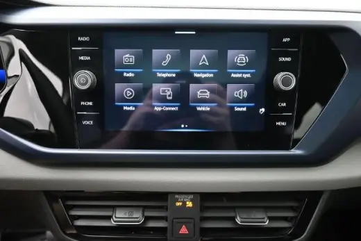 Volkswagen Taos 2022 SE 4dr SUV