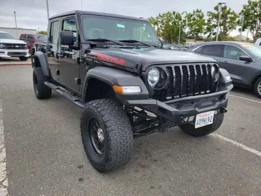 Jeep Gladiator 2020 4x4 Sport Altitude 4dr Crew Cab 5.0 ft. SB