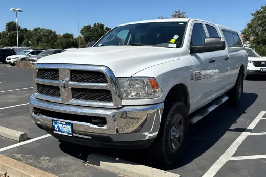 Ram 2500 2017 4x4 Tradesman 4dr Crew Cab 8 ft. LB Pickup