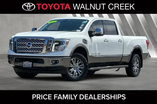 Nissan Titan XD 2018 4x4 Platinum Reserve 4dr Crew Cab (Diesel)