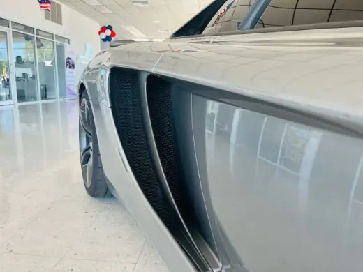 2012 MCLAREN MP4-12C