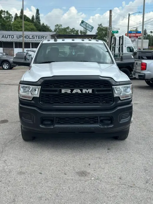 2022 RAM 3500 CREW CAB & CHASSIS