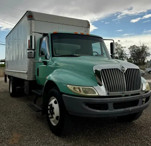 2009 INTERNATIONAL 4300
