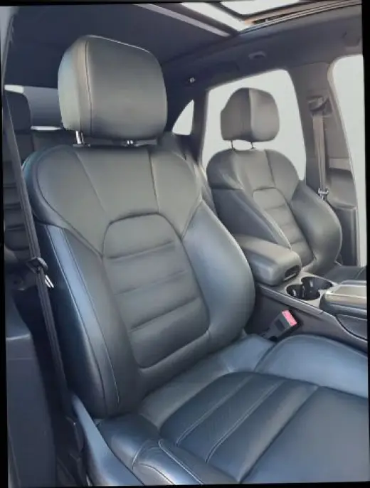 2020 PORSCHE MACAN