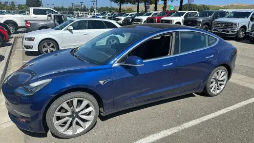 Tesla Model 3 2018 Mid Range 4dr Fastback